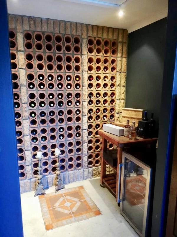 3 Bedroom Property for Sale in Vredekloof Heights Western Cape